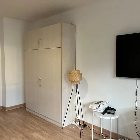 Location Grand Studio 2 Grands Lits Centre Avec Terrasse Et Parking * Cannes